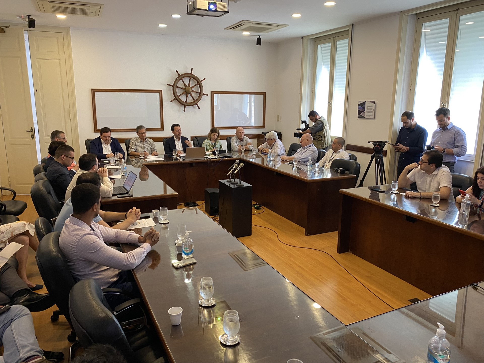 Autoridade Portuária de Santos apresenta projeto para produzir hidrogênio