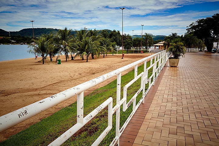 Rifaina, praia de água doce perto de Ribeirão