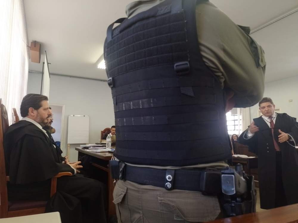 Réus em caso de assassinato são condenados a 16 anos em Araçatuba