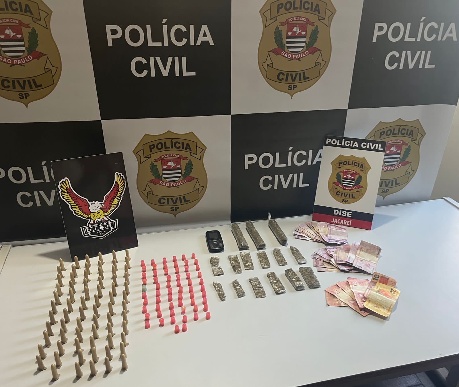 Adolescente é apreendido por tráfico de drogas em CDHU de Jacareí