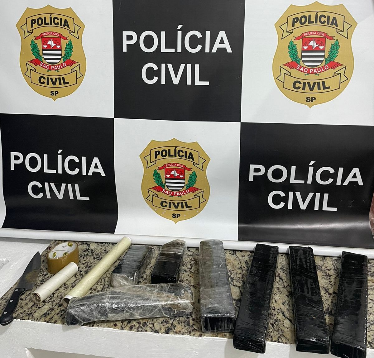 Grande quantidade de drogas é apreendida em operação na Baixada Santista