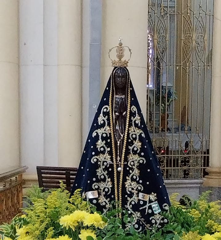 Festas à Nossa Senhora Aparecida começam na Catedral e na paróquia de Santos