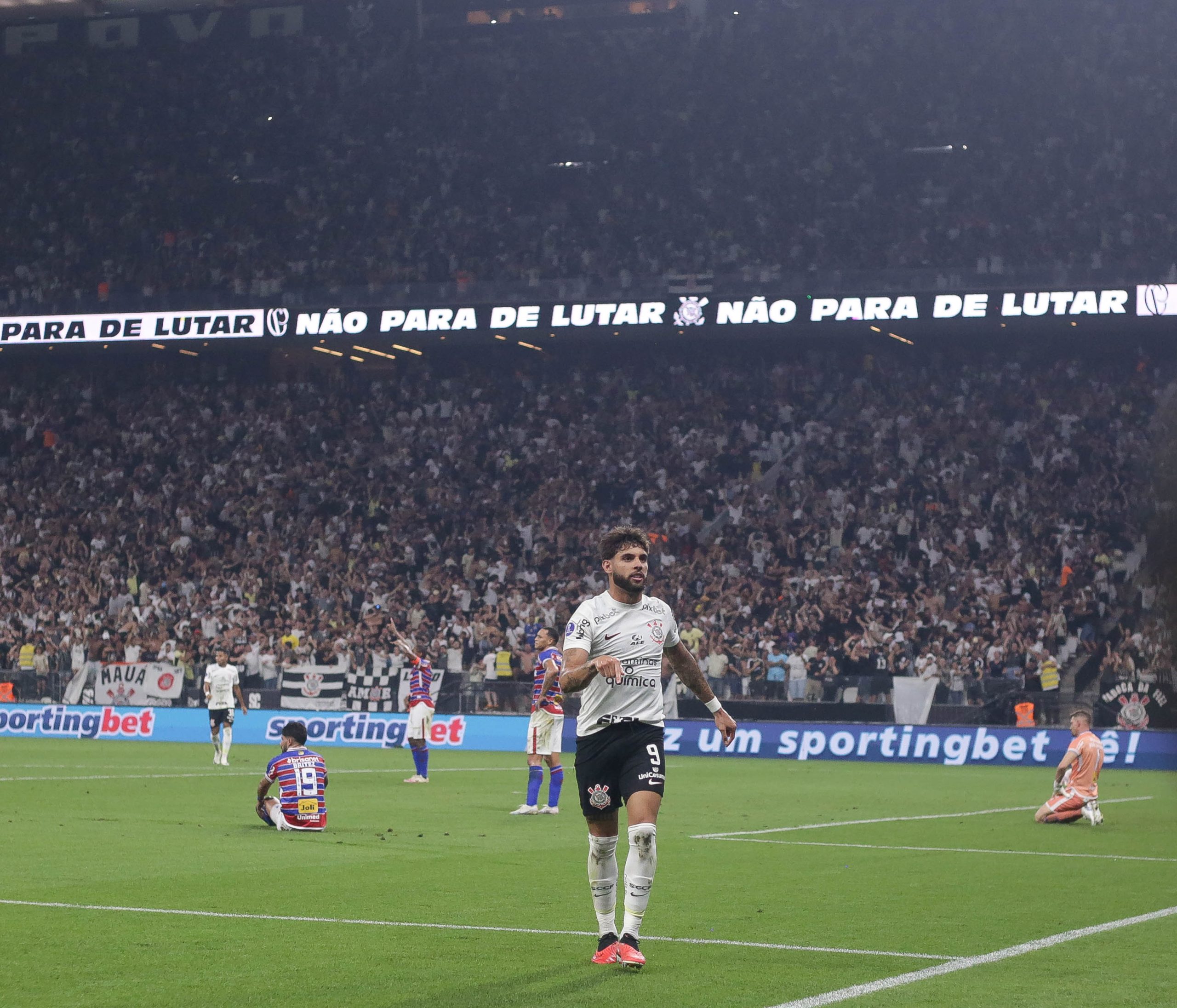 Corinthians e Fortaleza empatam e deixam aberta disputa por vaga na final da Copa Sul-Americana