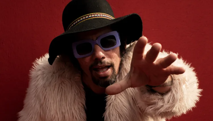 Chinaina fala sobre lançamento do primeiro álbum da Banda Del Rey, no Vozes da Vez