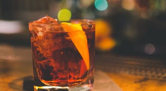 Negroni Week é realizado em bares de Santos