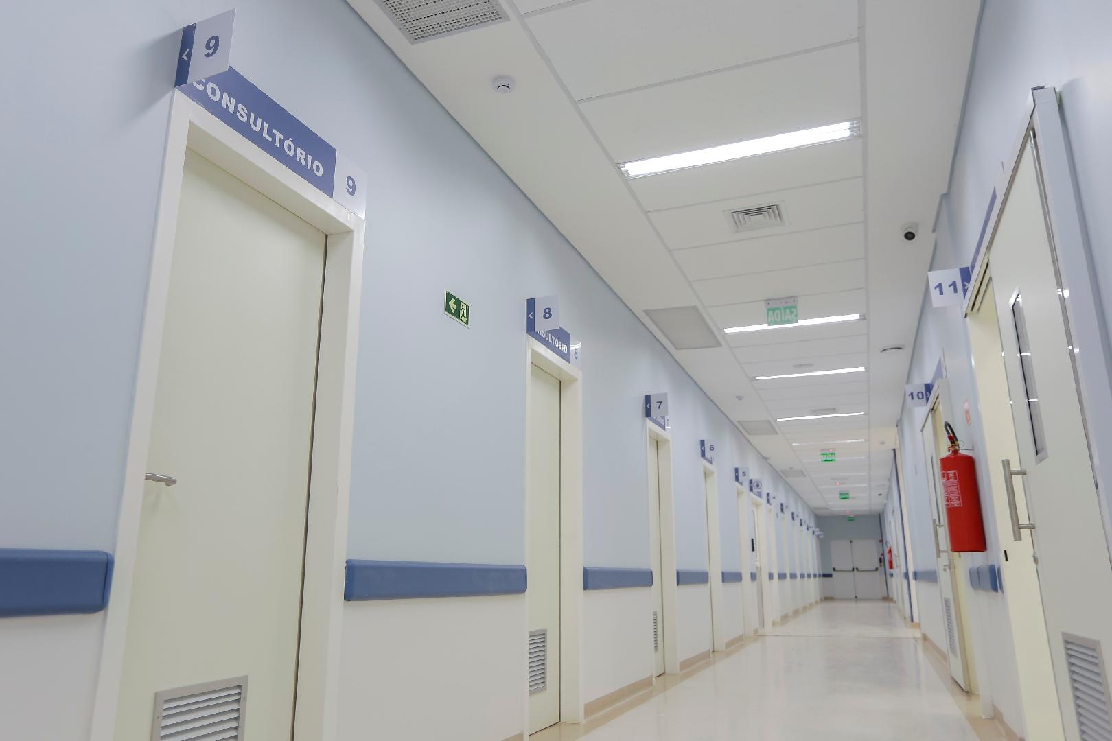 Inauguração do AME Ribeirão está prevista para novembro. Equipamentos são instalados