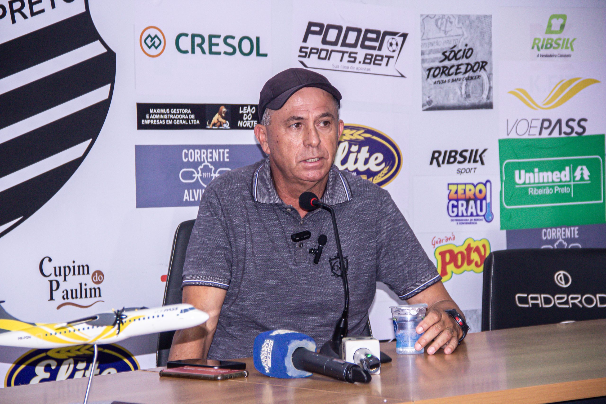 Novo técnico do Comercial dá a primeira entrevista coletiva