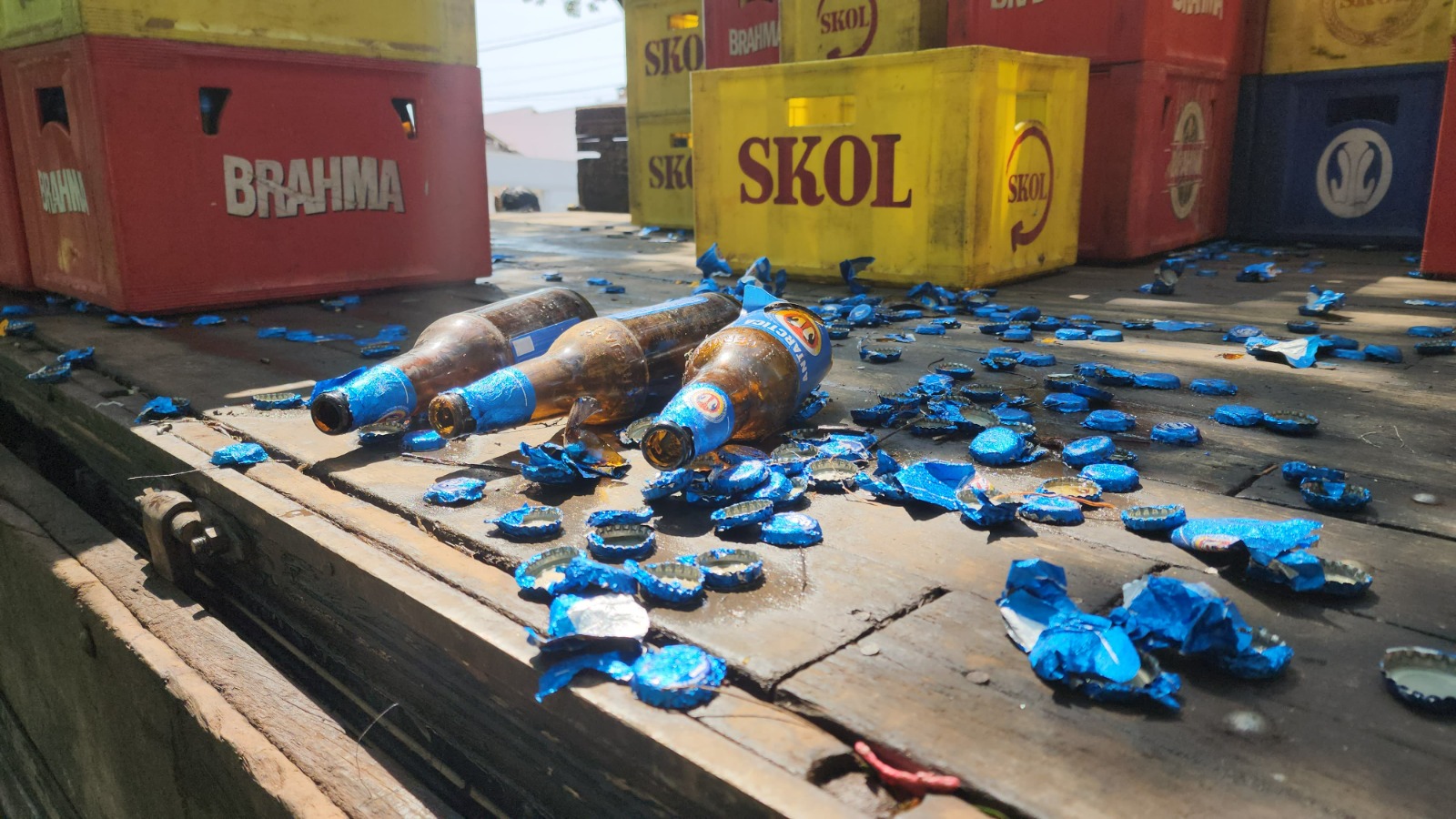 Descarte irregular de 600 litros de cerveja é flagrado pela GM