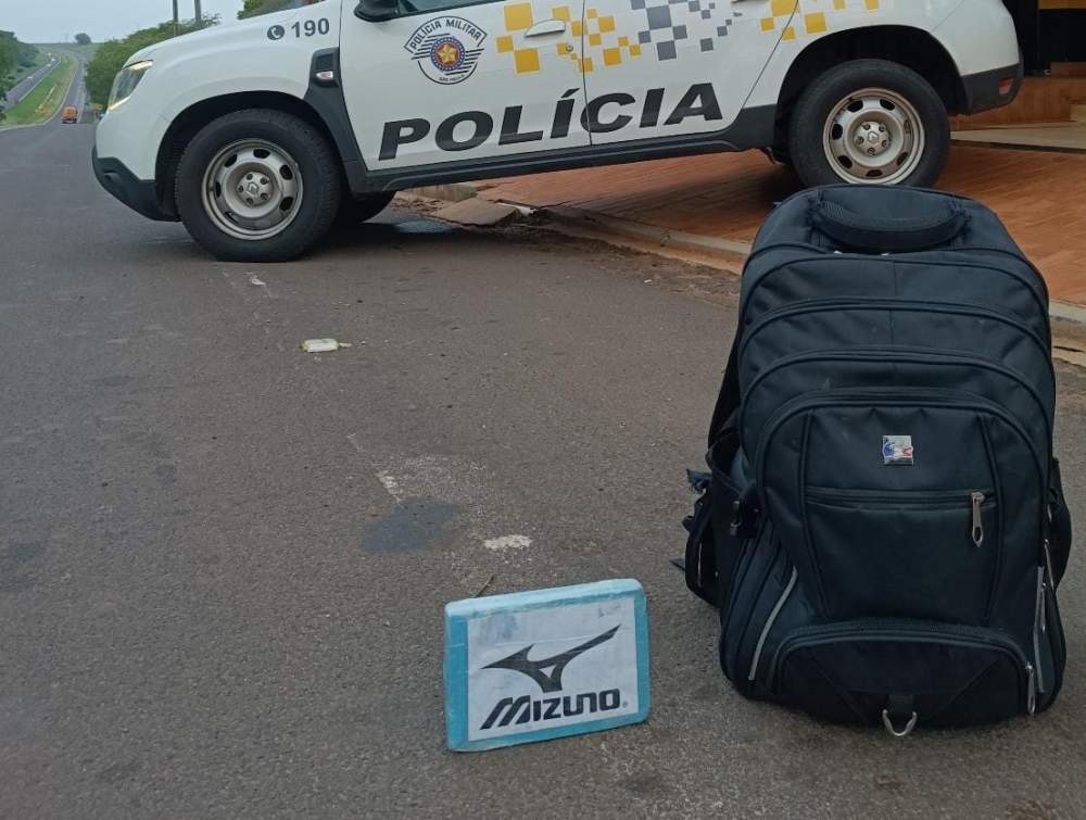 Mulher é presa com tablete de cocaína em ônibus em Valparaíso