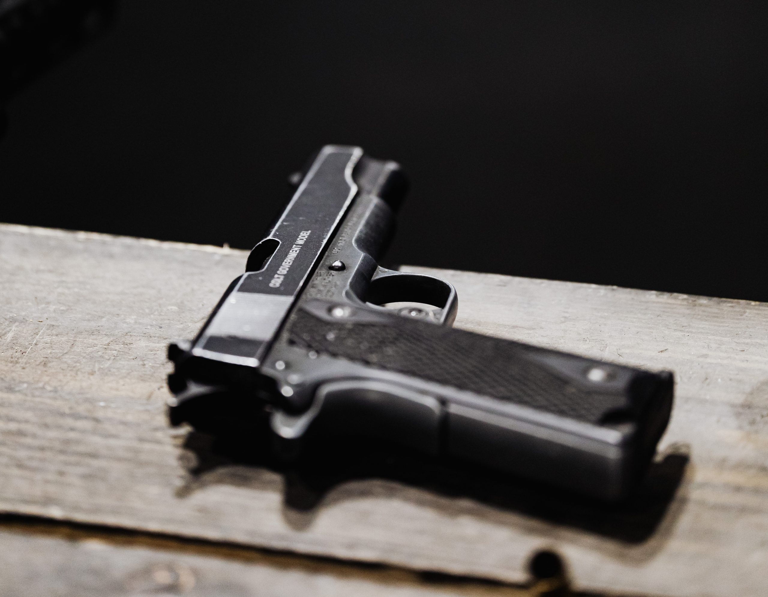 Homem ameaça família e atira contra o carro de ex-mulher em Sumaré