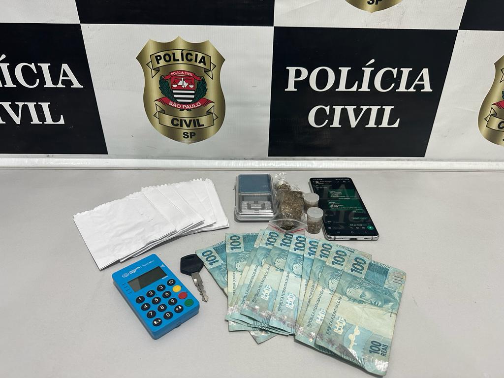 ‘Disk drogas’ do Guarujá é encerrado e homem é preso