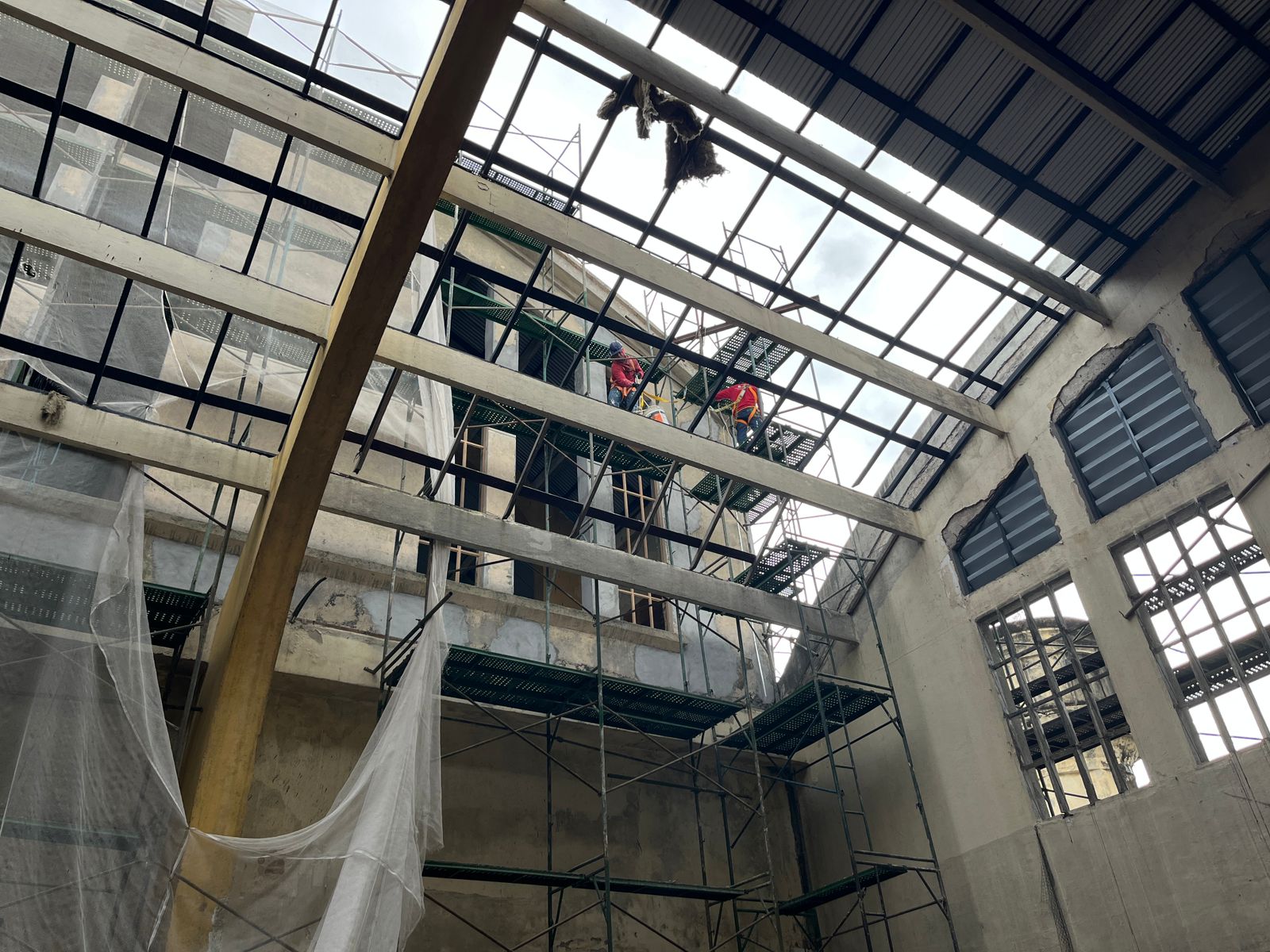 Novo Mercado Municipal material especial é utilizado no restauro da fachada de prédio em Santos (5)