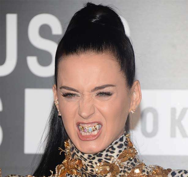 Uso de piercings e joias nos dentes são prejudiciais à saúde? Especialista explica