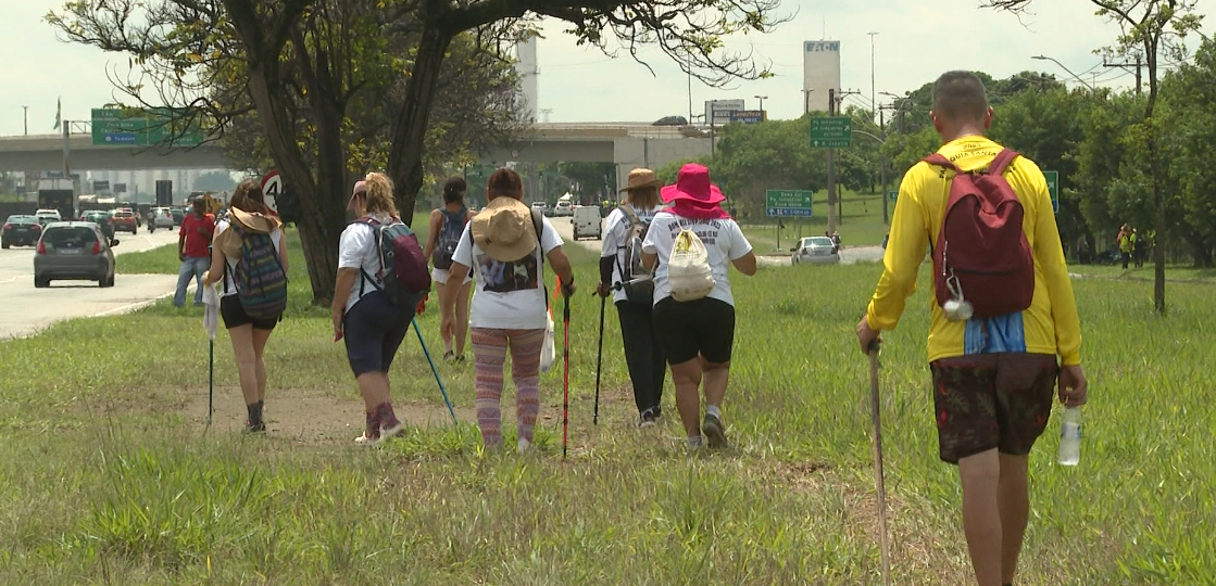 Romeira de Guarulhos é atropelada na Via Dutra