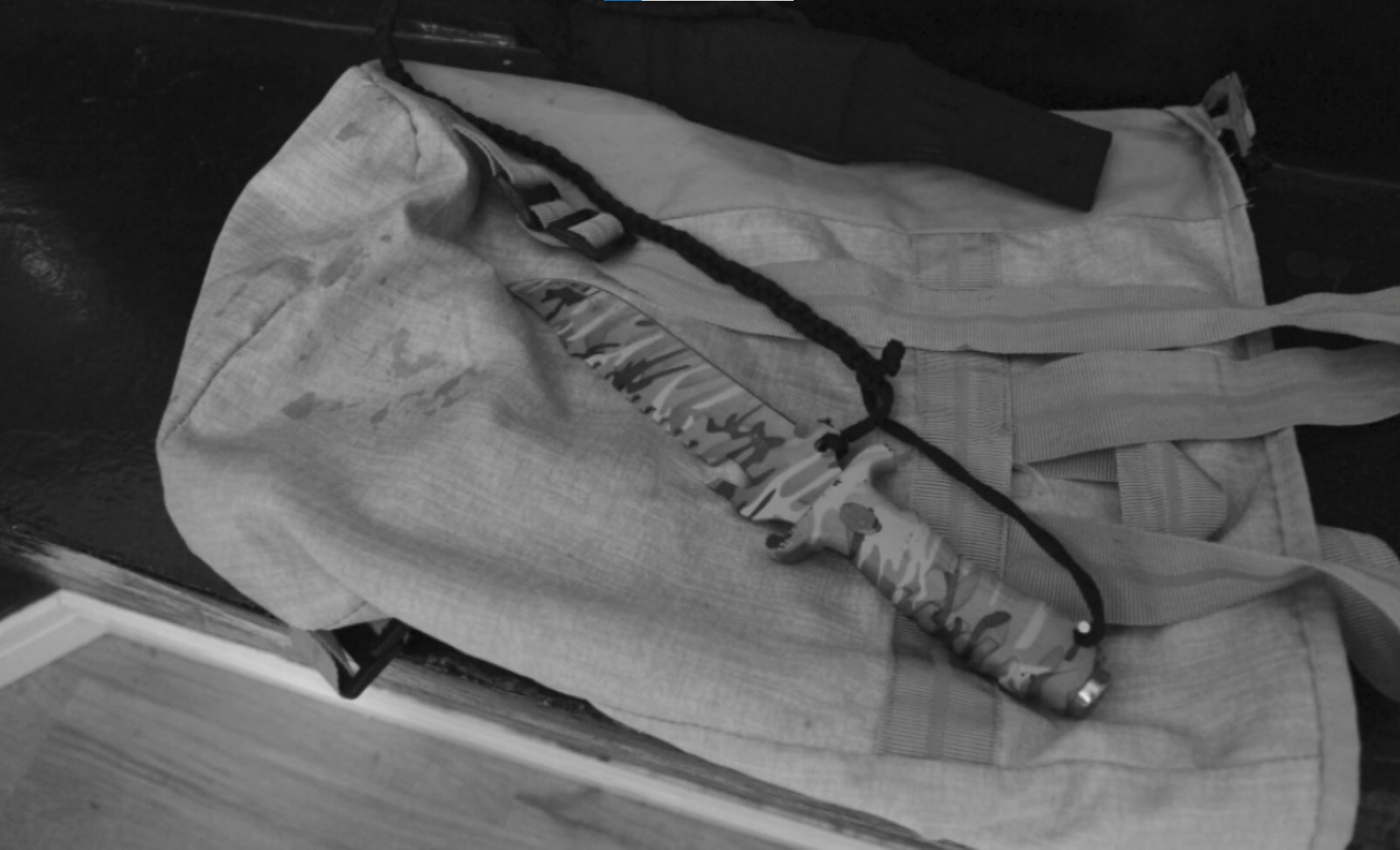 Dois irmãos foram presos por tentativa de homicídio em Santa Bárbara D'Oeste na última quinta-feira, 26. Segundo a Polícia Militar, o crime foi motivado por uma reclamação de som alto feita pela vítima.