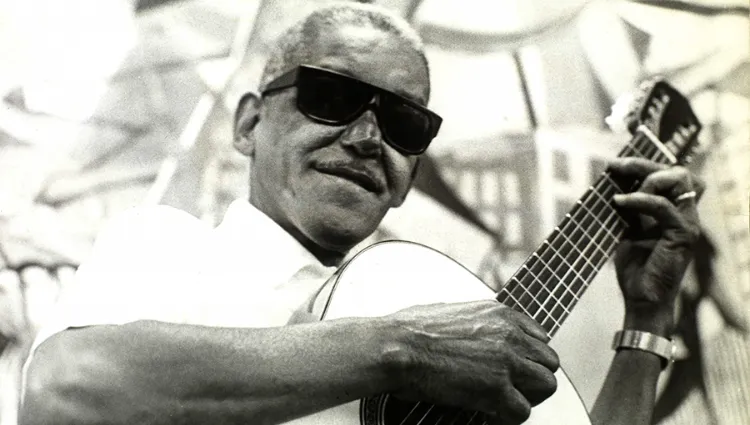 Cartola: a história das músicas “As Rosas não Falam” e “O Mundo É um Moinho”