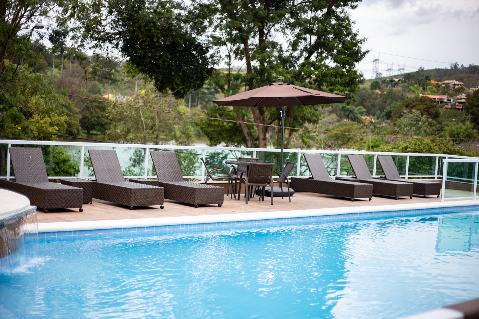 Móveis de Fibra Sintética caem no gosto dos brasileiros