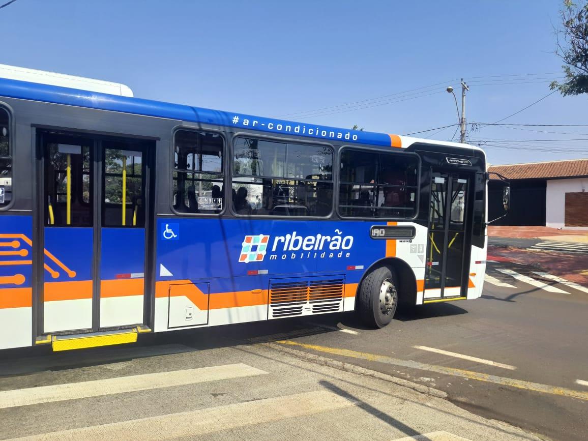 ônibus com ar-condicionado e alterações no trânsito movimentam a Romaria de Nossa Senhora Aparecida