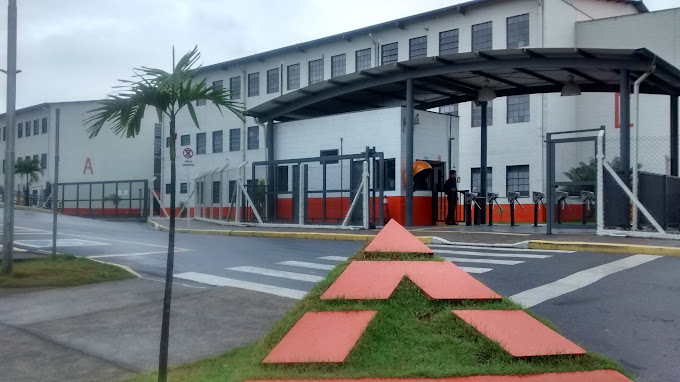 Giro de Profissões ajuda jovens a escolher carreira em Taubaté