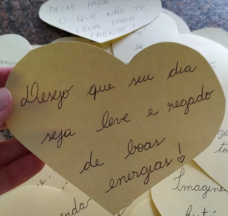 Guarujá promove dia para a população fazer a gentileza