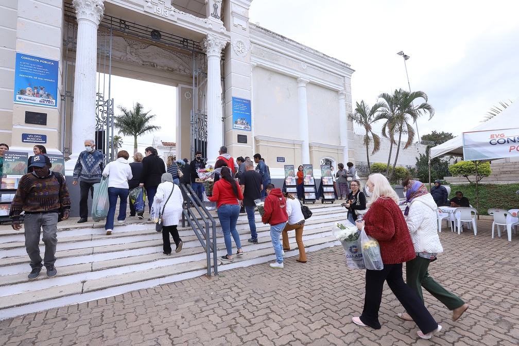Finados: 100 mil pessoas devem visitar cemitérios de Campinas