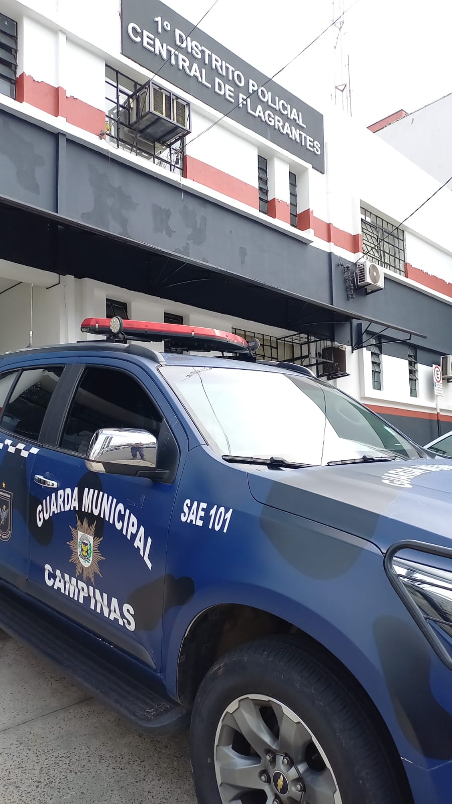 Mulher é presa com documentos falsos, tentando empréstimo de R$200 mil em banco de Campinas