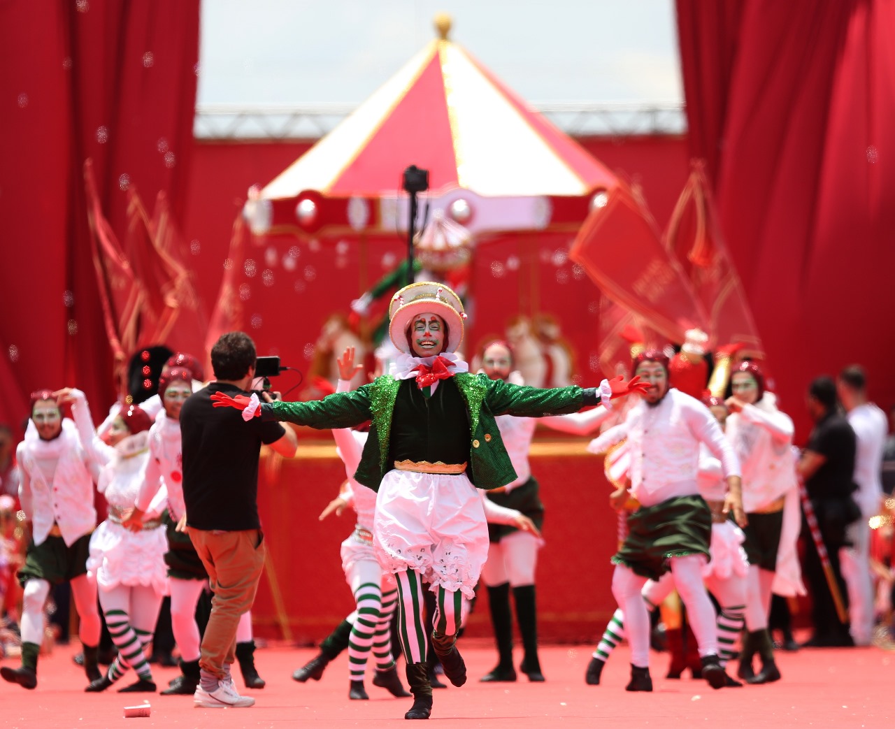 Parada de Natal chega ao Shopping Iguatemi: confira programação