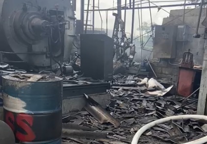 Na tarde desta quarta-feira, 1, um princípio de incêndio atingiu uma empresa de tintas na cidade de Monte Mor.