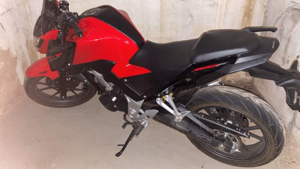 Polícia Civil de Araçatuba recupera moto roubada em Aracanguá