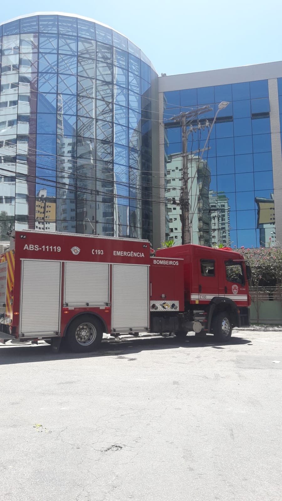 restaurante pega fogo em sjc