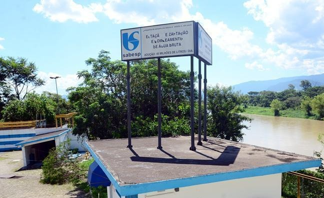 Moradores de 13 bairros de Pinda estão sem água nesta quinta-feira