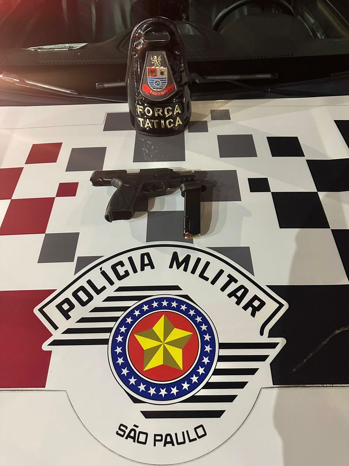 Homem é preso após efetuar vários tiros em bar de Jacareí