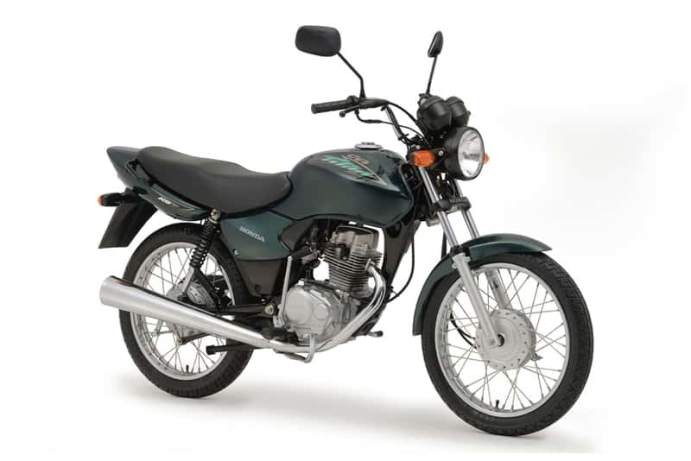 Consultora tem moto furtada em estacionamento de shopping em Araçatuba