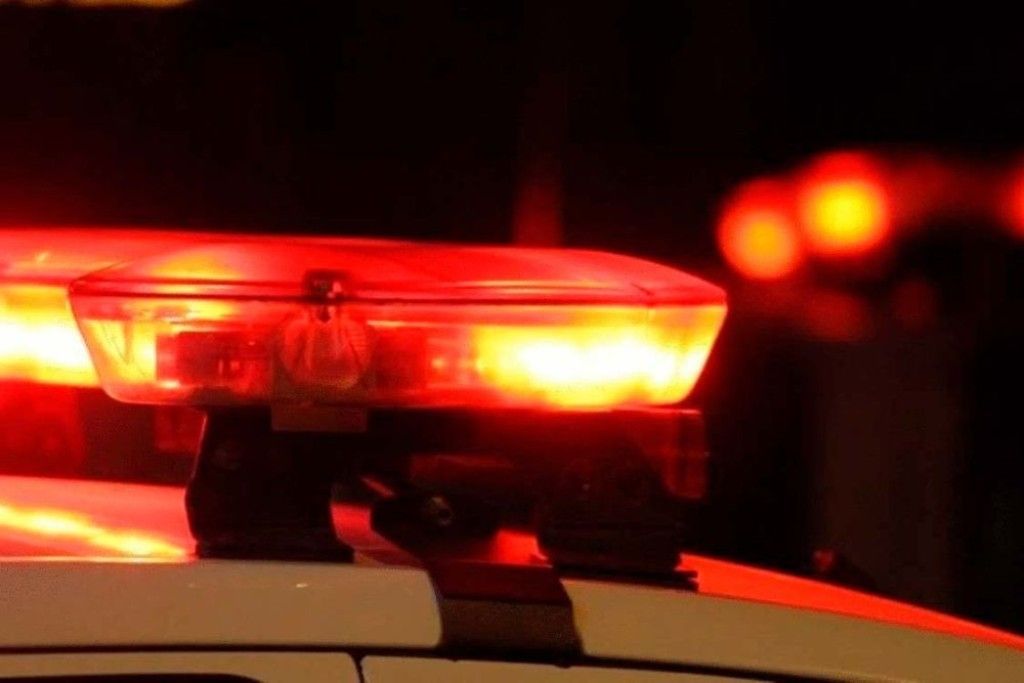 Acidente entre moto e ônibus provoca a morte de um homem de 50 anos