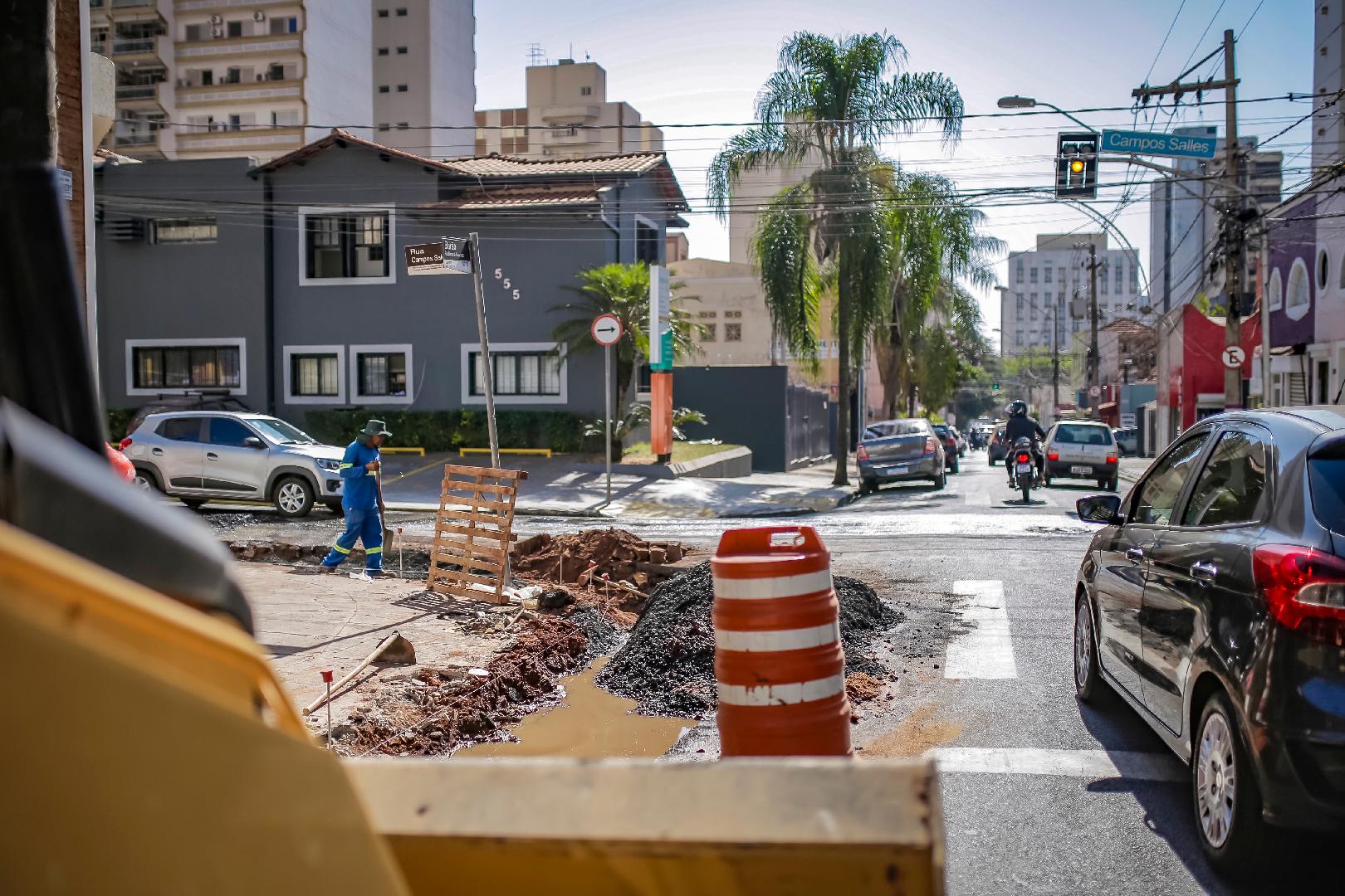 Após mobilização de comerciantes, prefeitura adia interdição na rua Barão do Amazonas
