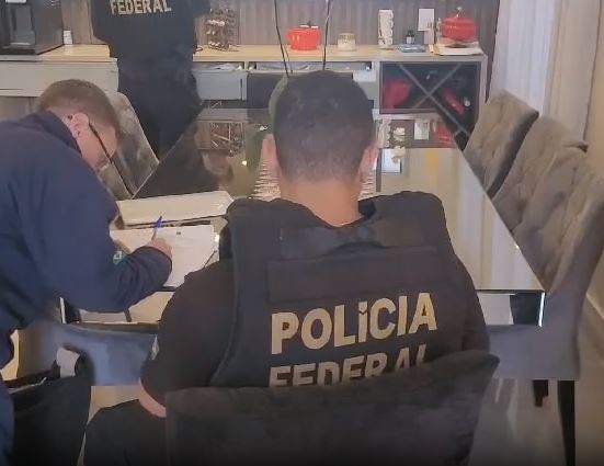 Polícia Federal investiga desvio de dinheiro público na área da saúde
