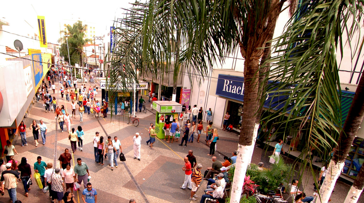 Comércio de Araçatuba terá horário especial a partir de quinta-feira