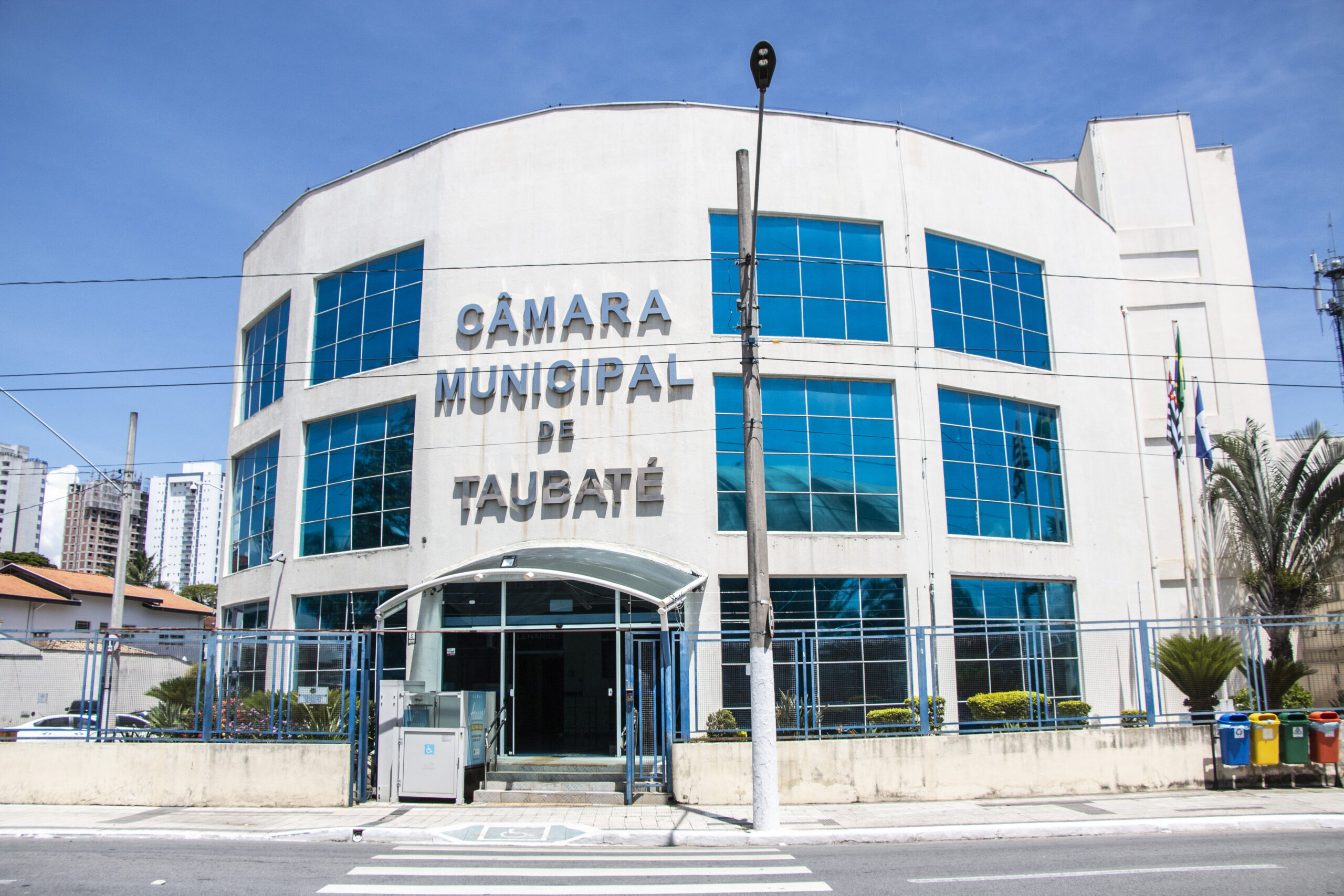 Câmara de Taubaté aprova alterações na estrutura administrativa da Prefeitura