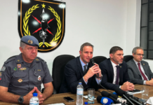 Secretário de Segurança Guilherme Derrite, transfere cúpula da polícia para Santos